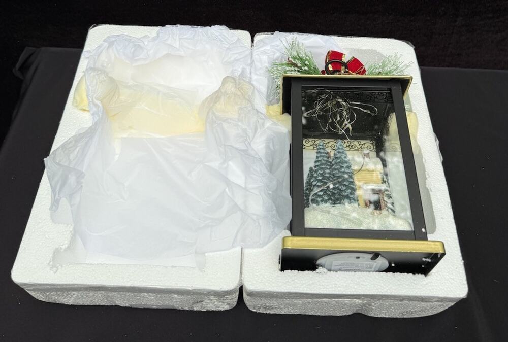 Thomas Kinkade Christmas Lantern Sparkle Of The Season WONDER Original Box MWT 3